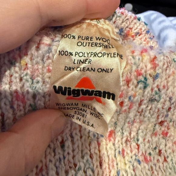 Vintage Wigwam Mills 100% Wool Stocking Hat Cap Beanie w/ PomPom - Picture 3 of 3